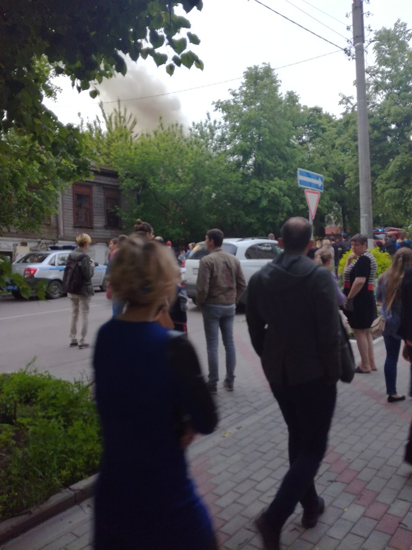 В центре Владимира произошел крупный пожар в жилом доме