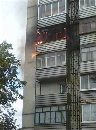 Во время пожара в жилом доме в Александрове эвакуировали более десятка человек