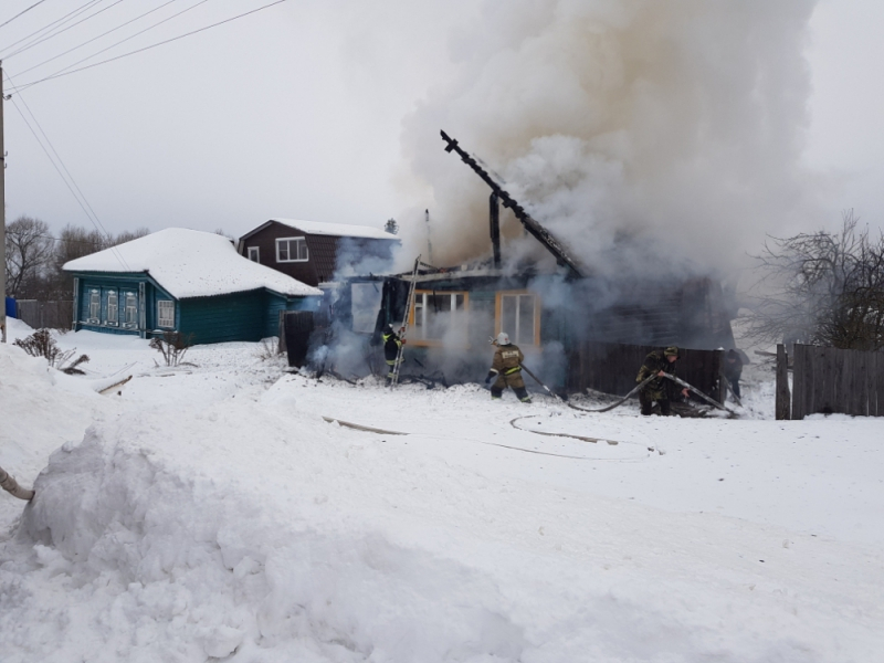 Пожары во Владимире и области: возгорание на Ново-Ямской и сгоревший дом под Судогдой