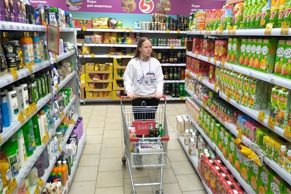 Плесень, товары без ценников и просрочка: владимирские магазины ужасают