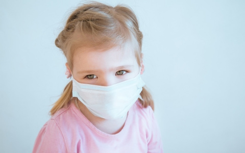 Ученые признали детей самыми опасными распространителями коронавируса