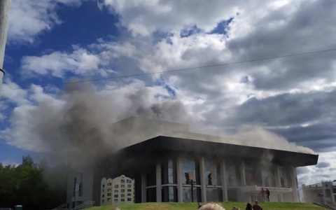Пожар во владимирском драмтеатре не повредил его несущие конструкции