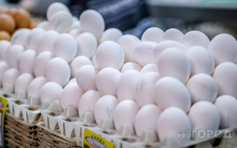 В России перед Пасхой изменились цены на яйца