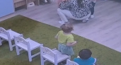 В детском саду во Владимире воспитатель подняла руку на трехлетнюю девочку