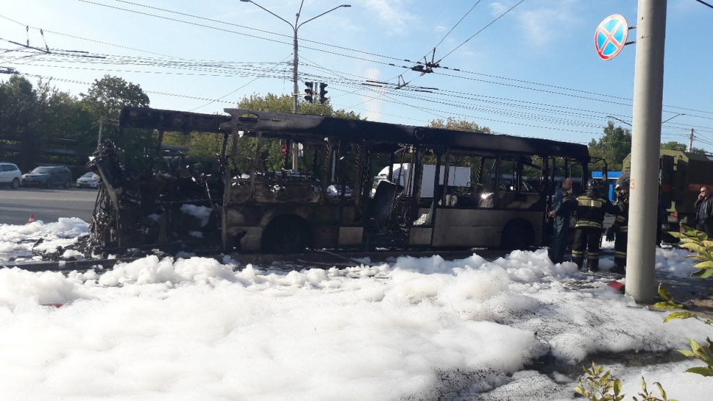 Сгорел автобус волгоград