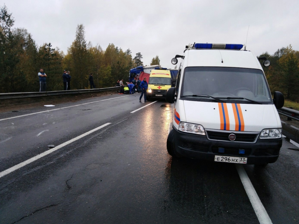 Подслушано происшествие. ДТП на Владимирской объездной. Авария на Владимирской объездной. ДТП во Владимирской области за последние сутки 2020 года. Авария во Владимире на Южной объездной.