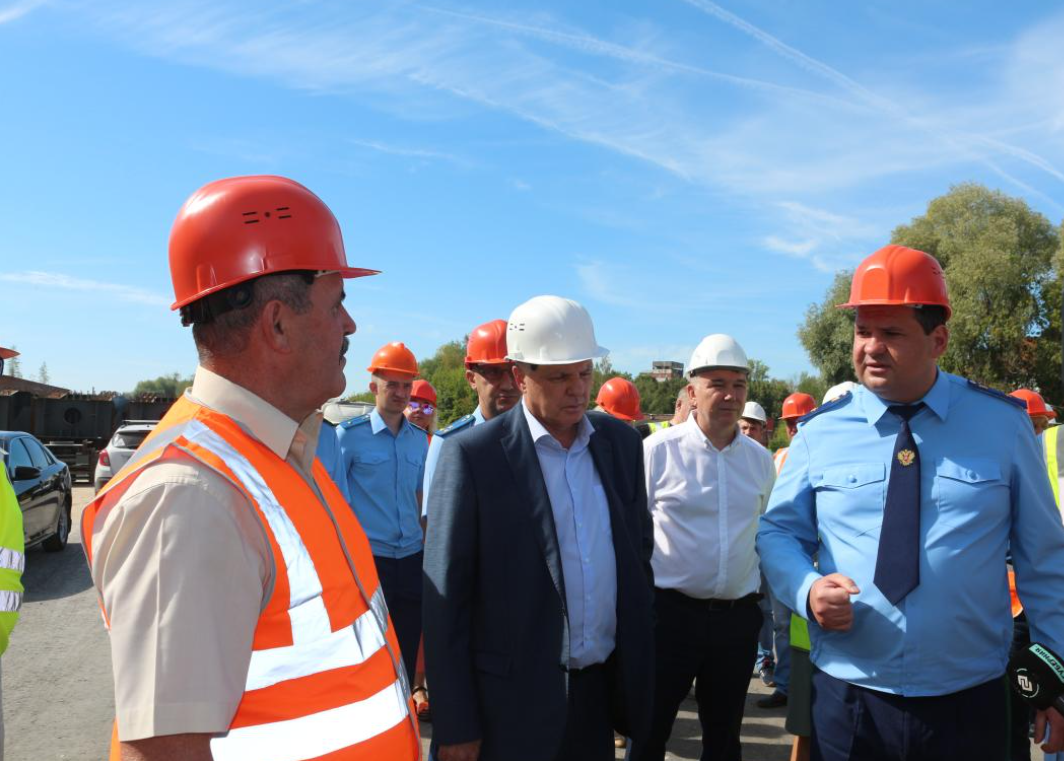 Вопреки первоначальным планам