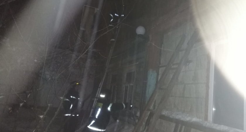 4 сгоревших дома, 2 сгоревших магазина и погибший мужчина: итоги новогодних праздников МЧС