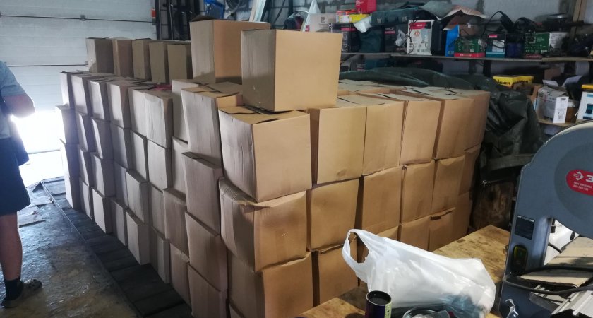 У владимирца в гараже обнаружили более 4 тысяч бутылок "палёного" алкоголя