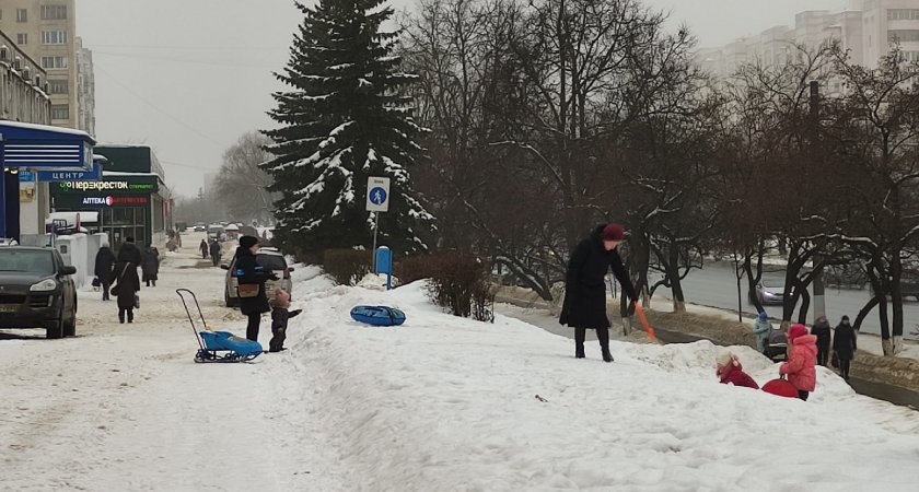 8 основных пособий, на которые могут рассчитывать семьи с детьми в 2022 году