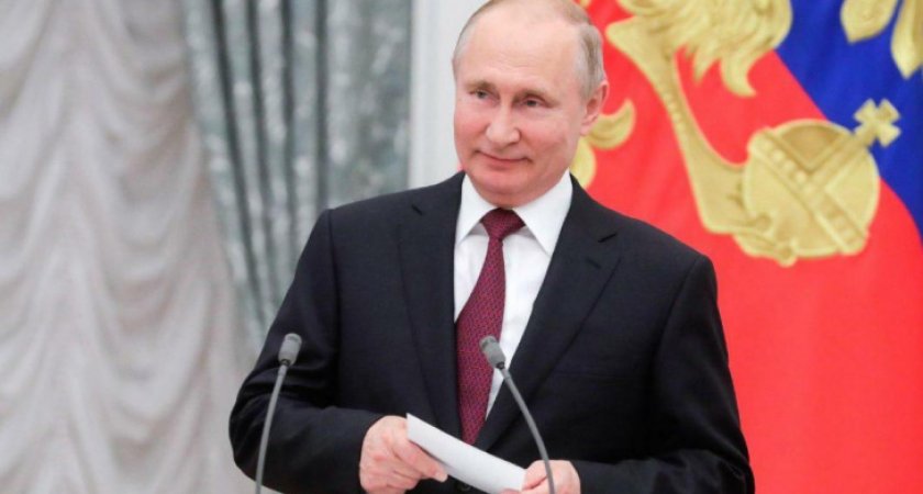 Путин наградил двух владимирских медиков за борьбу с коронавирусом