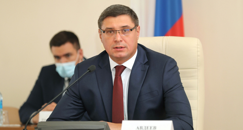 Александр Авдеев планирует избираться на пост губернатора