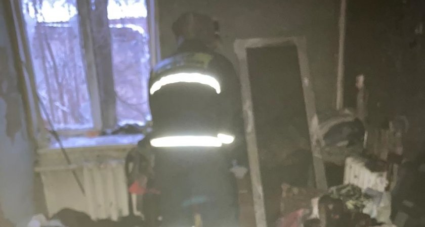 На улице Сурикова горела квартира