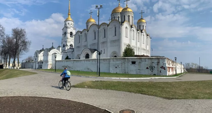 Фото к статье: РПЦ требует передать ей Успенский собор во Владимире