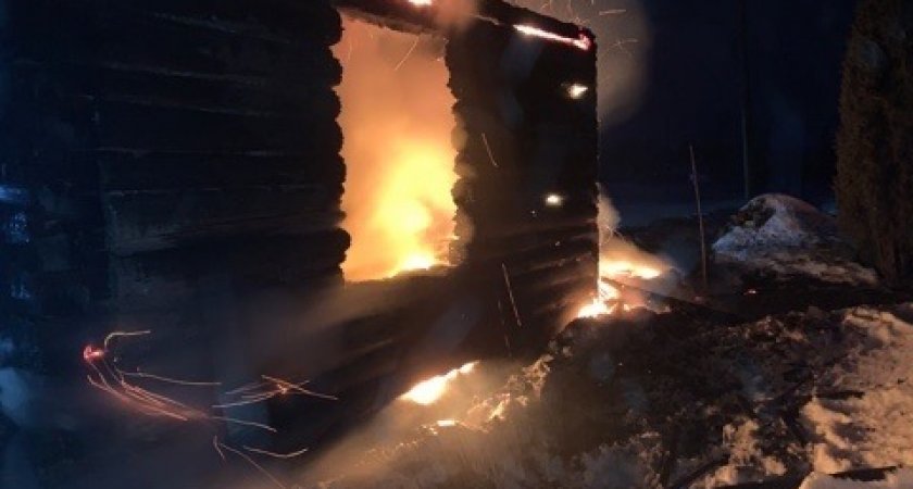 7 пожарных тушили дом в Кольчугинском районе