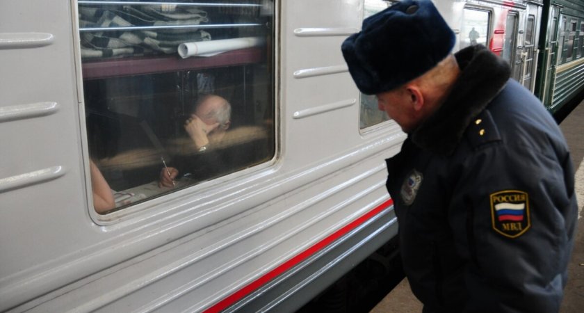 В поезде "Москва - Александров" нашли крупную партию сильнодействующего наркотика