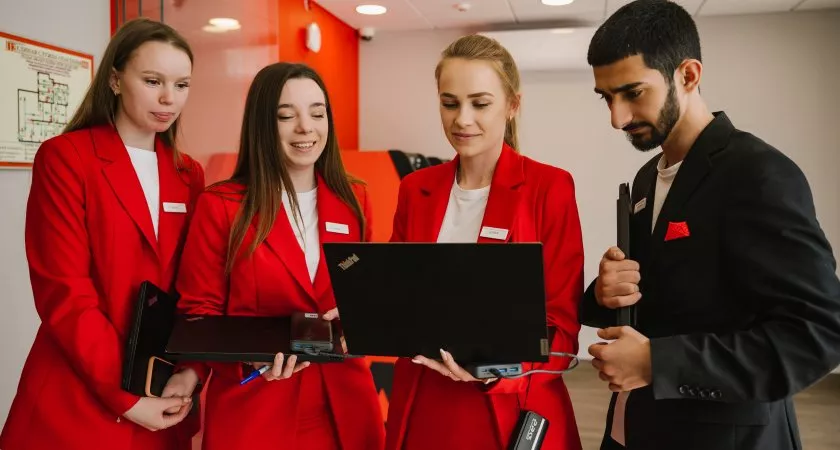 Фото к статье: Формат, который сближает: банк будущего во Владимире уже открыл свои двери