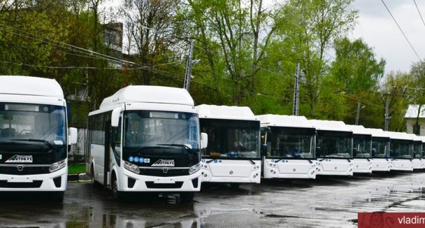 В областную столицу прибыли 14 новых автобусов