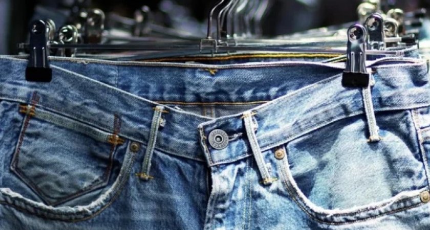Крупнейший производитель джинсовой одежды покинет Россию