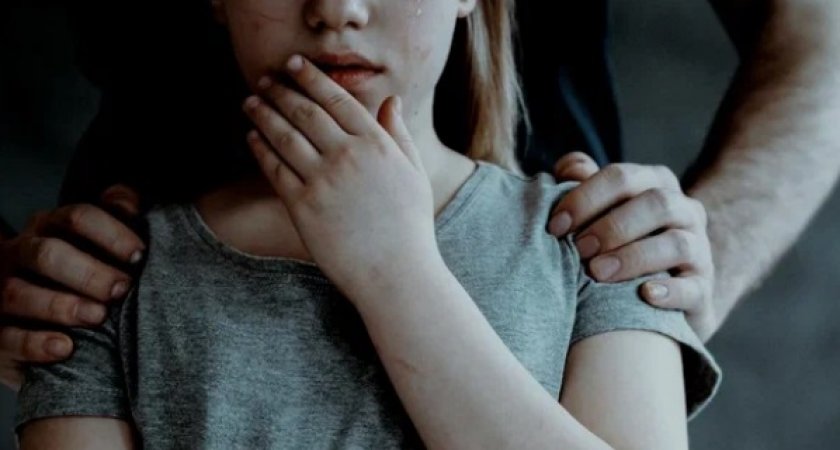 В Юрьев-Польском мужчина 14 лет насиловал падчерицу
