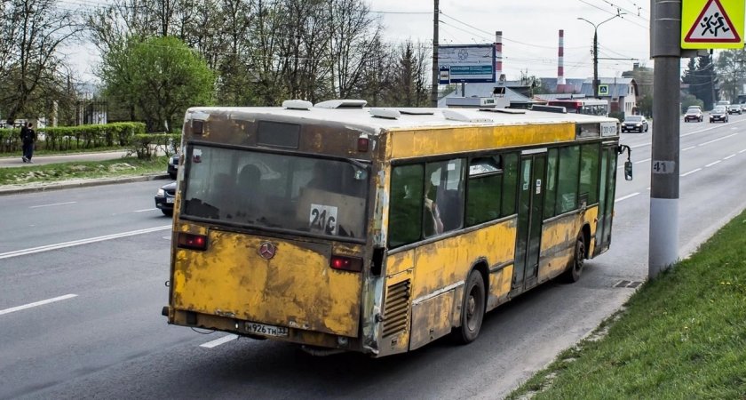 В "ОКТО" прокомментировали облезлый автобус маршрута №21С