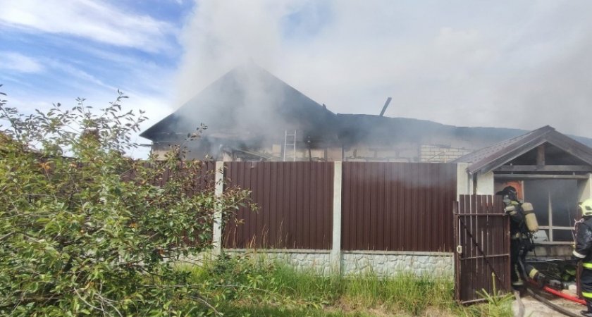 В Коврове из-за несвоевременного звонка полностью сгорел жилой дом