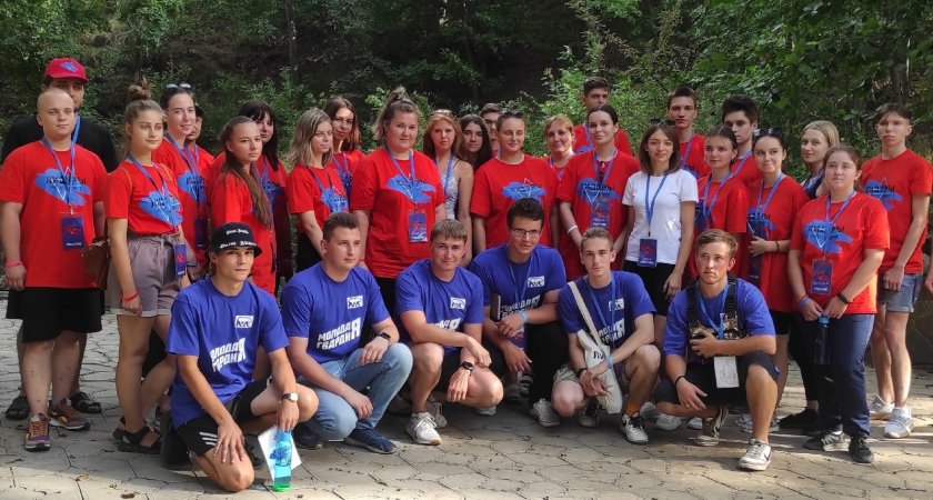 Павел Кутузов принял участие в международном форуме «Лидеры молодежи» в ЛНР