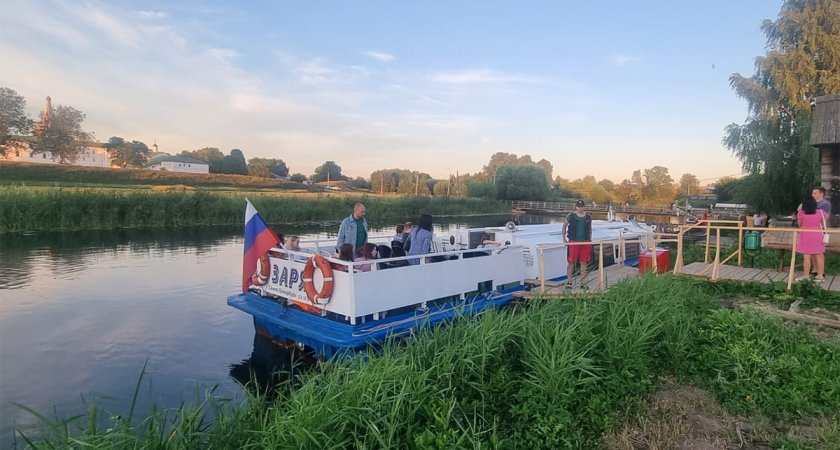 В Суздале могут запретить прогулки на теплоходе по Каменке