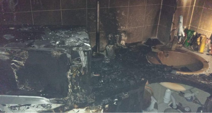 Муромлянка получила сильные ожоги, пытаясь потушить кухню