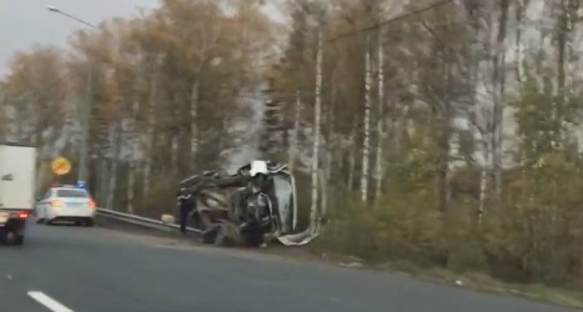 В результате ДТП в Петушинском районе перевернулся автомобиль