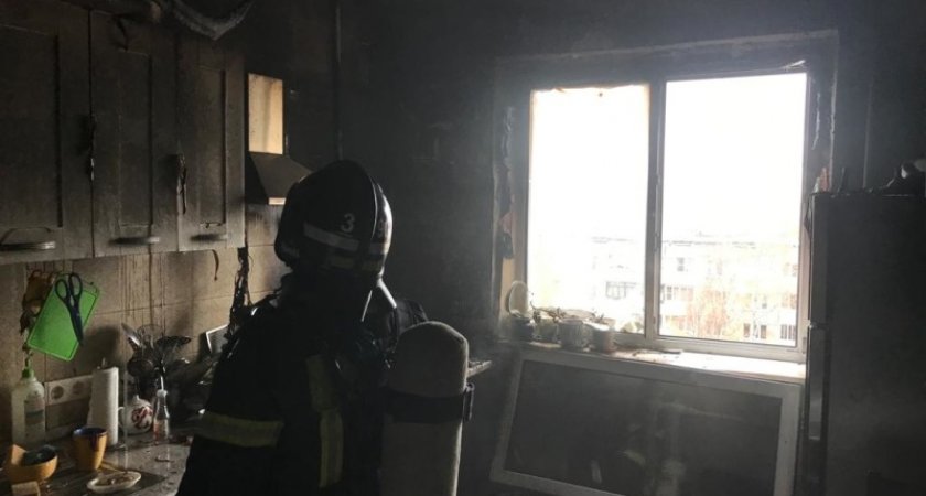Во Владимире шестерых человек эвакуировали из пожара в многоэтажке
