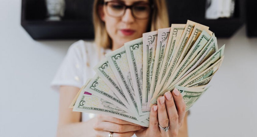 Названы три знака Зодиака, на которых в скором времени "прольётся денежный ливень"