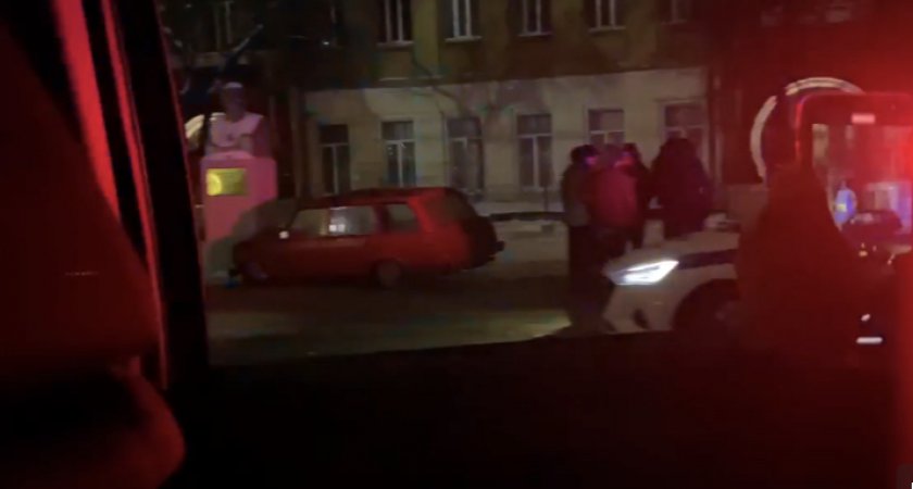 В полиции раскрыли подробности столкновения легковушки с памятником во Владимире