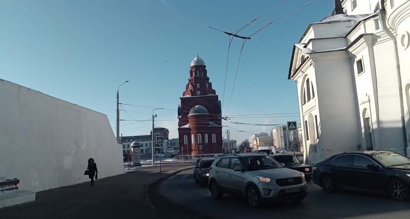 В ВСМЗ объяснили, куда пропал крест с Музея хрусталя