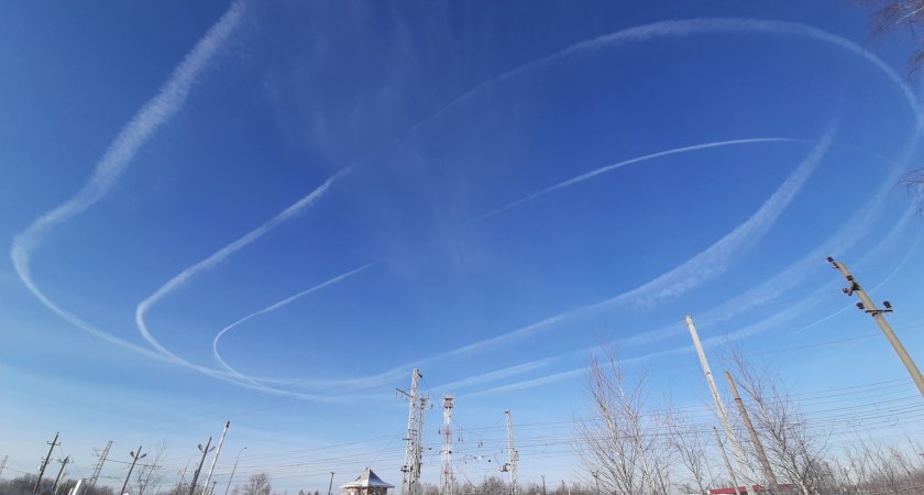 В небе над Владимирской областью люди сфотографировали необычные круги