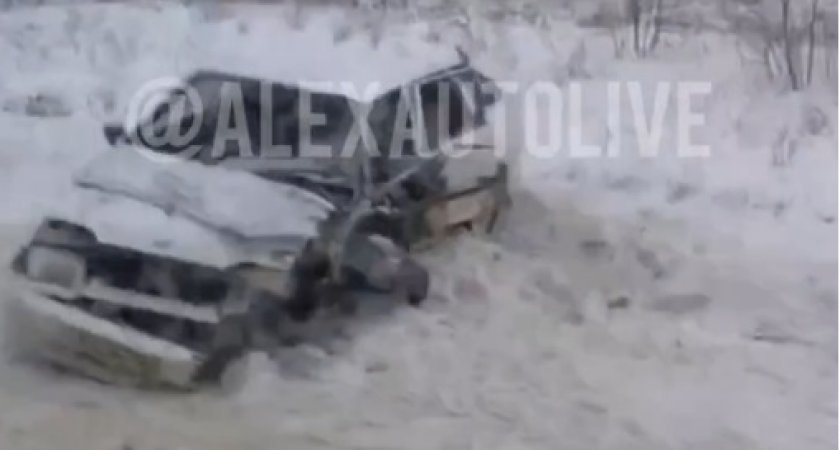 Жесткое ДТП в Александровском районе: легковушка вылетела на обочину