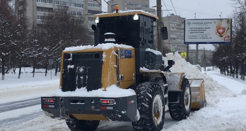 За сутки из Владимира вывезли более 4 тысяч "кубов" снега