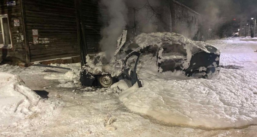 Жуткое ДТП: во Владимирской области сгорел водитель иномарки