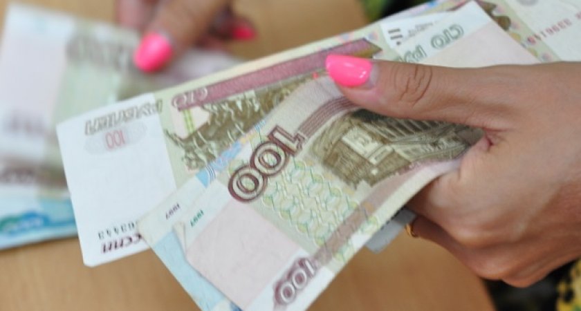 Владимирские работники в январе получат урезанный аванс из-за налоговой реформы