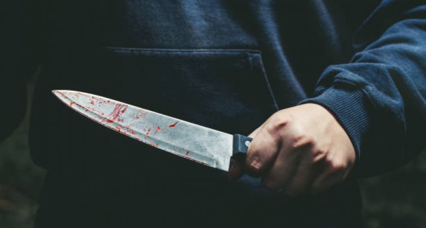 В Муроме мужчина несколько дней наносил жене ножевые ранения