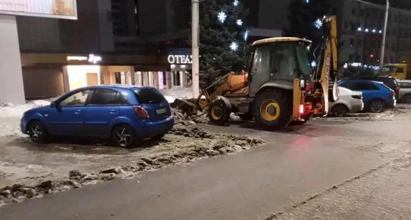 Фото к статье: Автовладельцев во Владимире просят убрать на ночь машины с 5 улиц