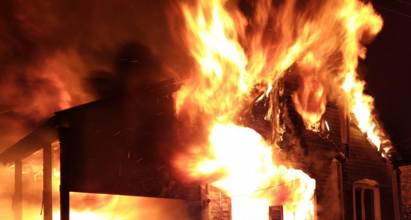 Житель Меленковского района вынес из огня инвалида