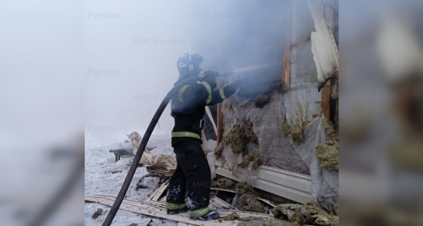 В Киржачском районе пожар уничтожил жилой дом