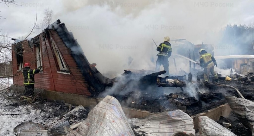 В Петушинском районе при пожаре в частном доме пострадала пожилая женщина