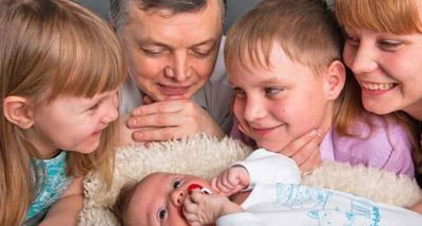 В России собираются ввести новую госпомощь для семей с новорожденными