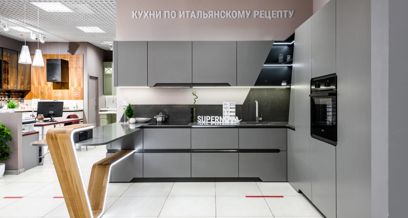 Фото к статье: «Не уступала итальянской, а стоила в три раза дешевле»: как во Владимире делают мебель