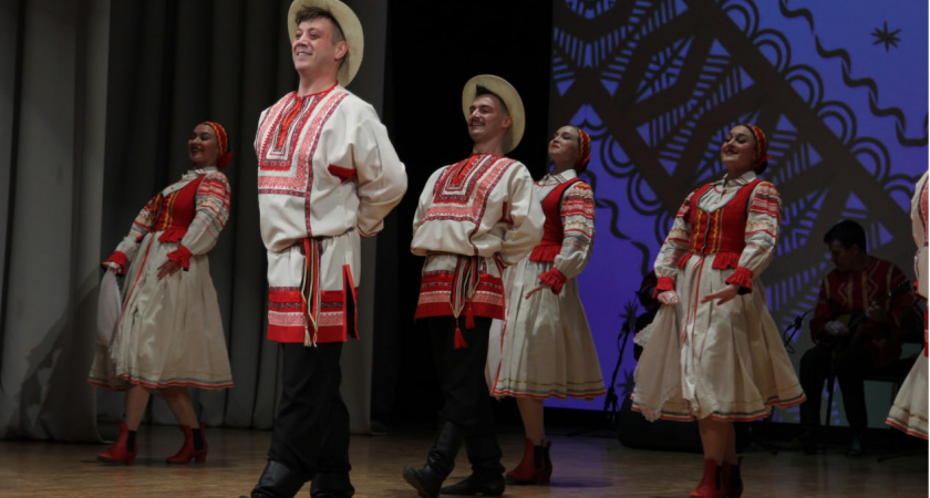 Культурный фронт Владимирской области начал работу с благотворительного концерта "Руси"