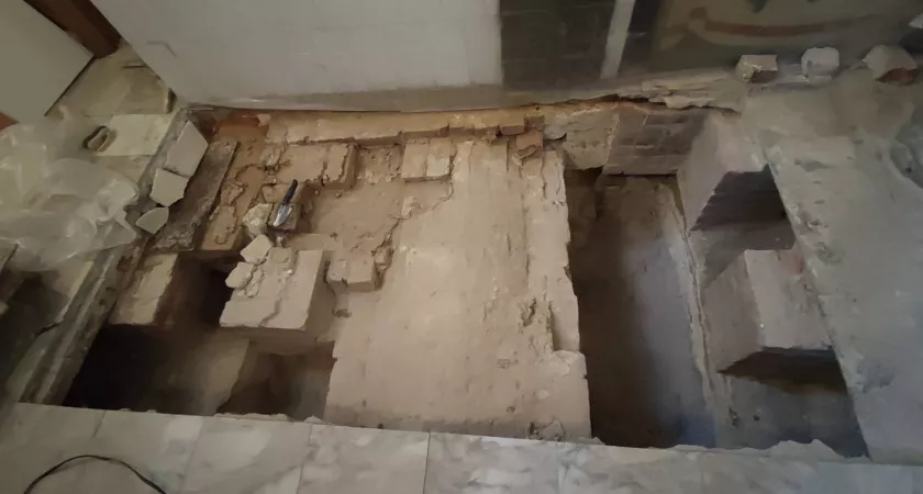 Фото к статье: Во Владимирском Успенском соборе нашли дьяконник первого храма Андрея Боголюбского