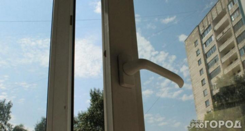 За день в Александрове из окон выпали двое маленьких детей