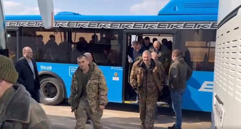 Еще двоих военнослужащих из Владимирской области выручили из украинского плена